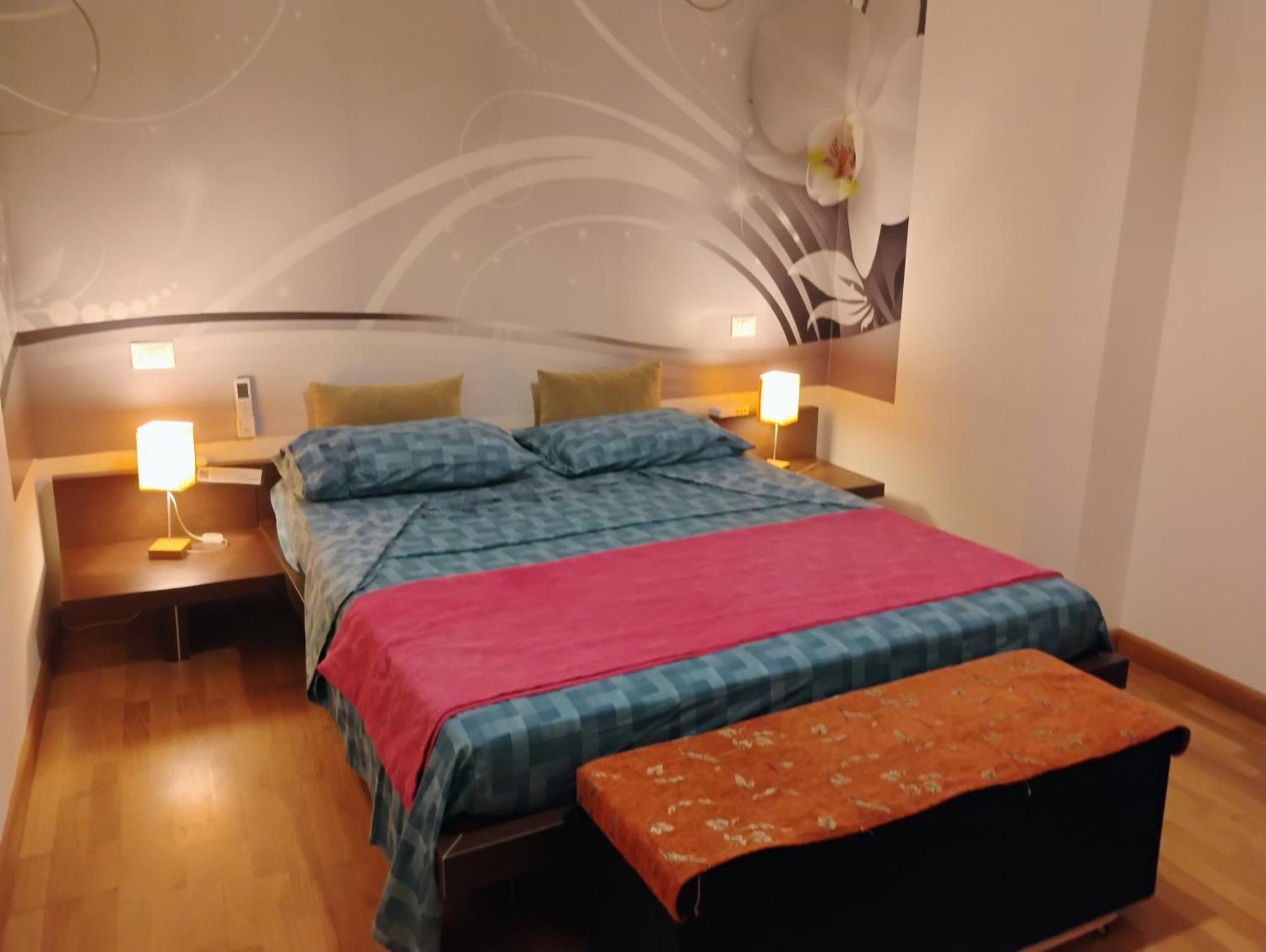"Orchidea" Camera Privata Nell'Appartamento Condiviso Cagliari Luaran gambar